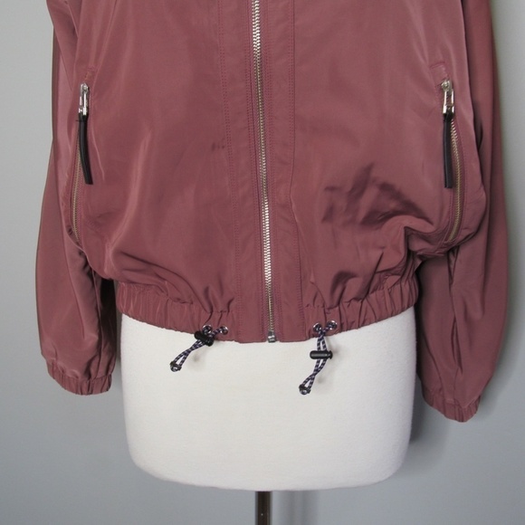 Athleta  Sz M Chill Bomber Cropped Full Zip Water Resistant Windbreaker Jacket - Picture 4 of 12